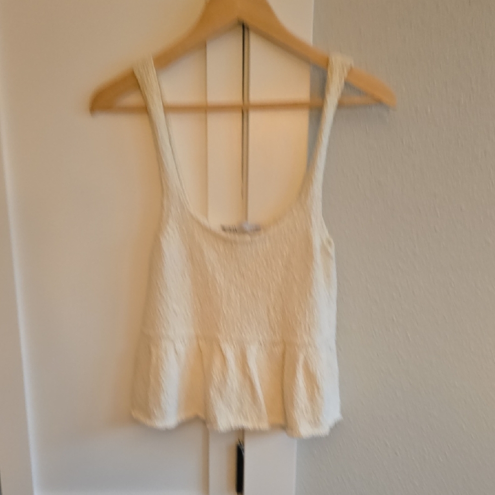 Zara Cream Peplum Style Crop Sleevelesz Top